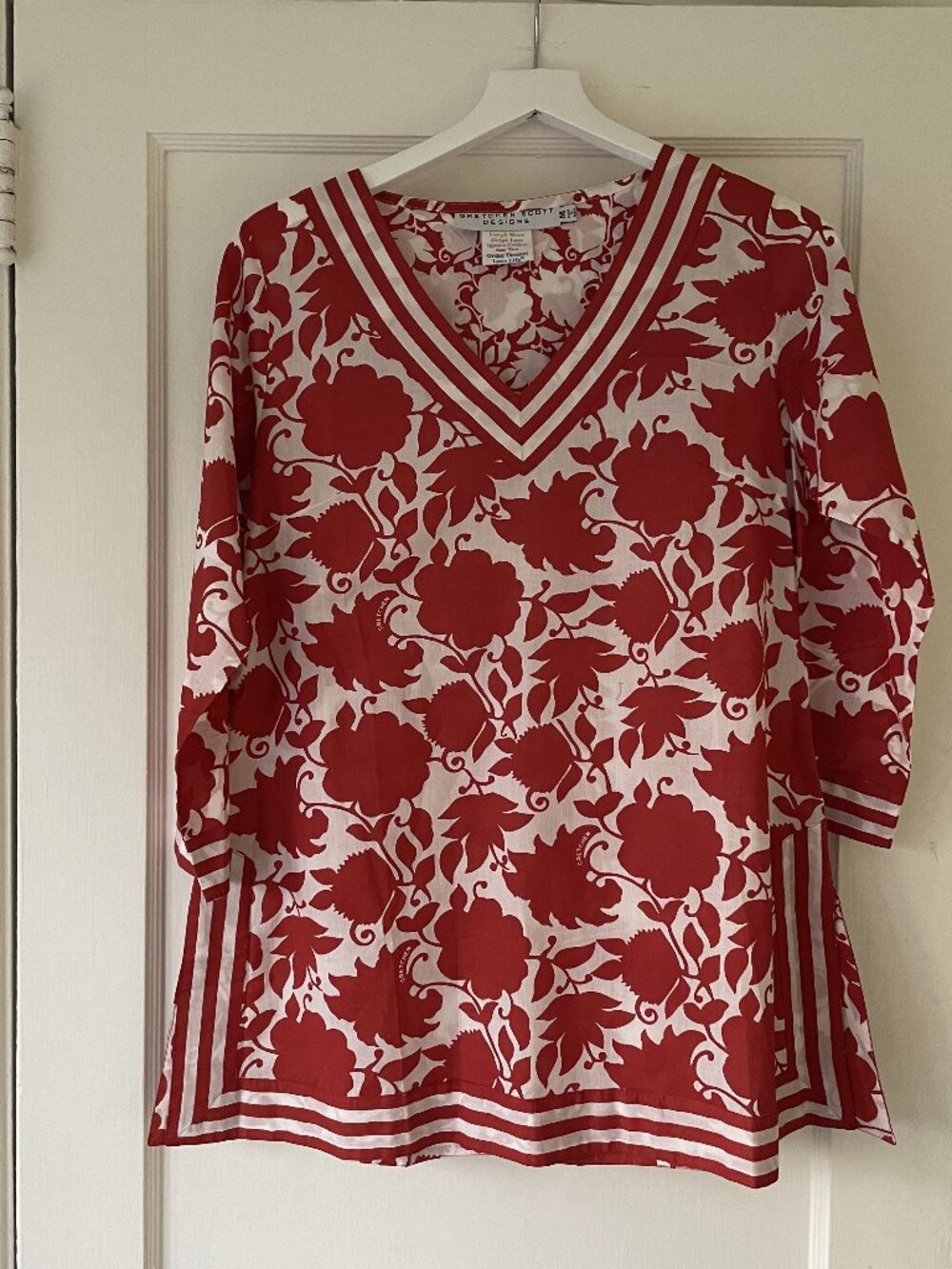 Gretchen Scott Red and White Floral Top Size M